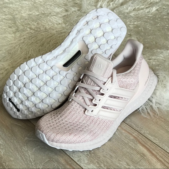 NWT Adidas Ultraboost Women’s Shoes - Picture 7 of 8